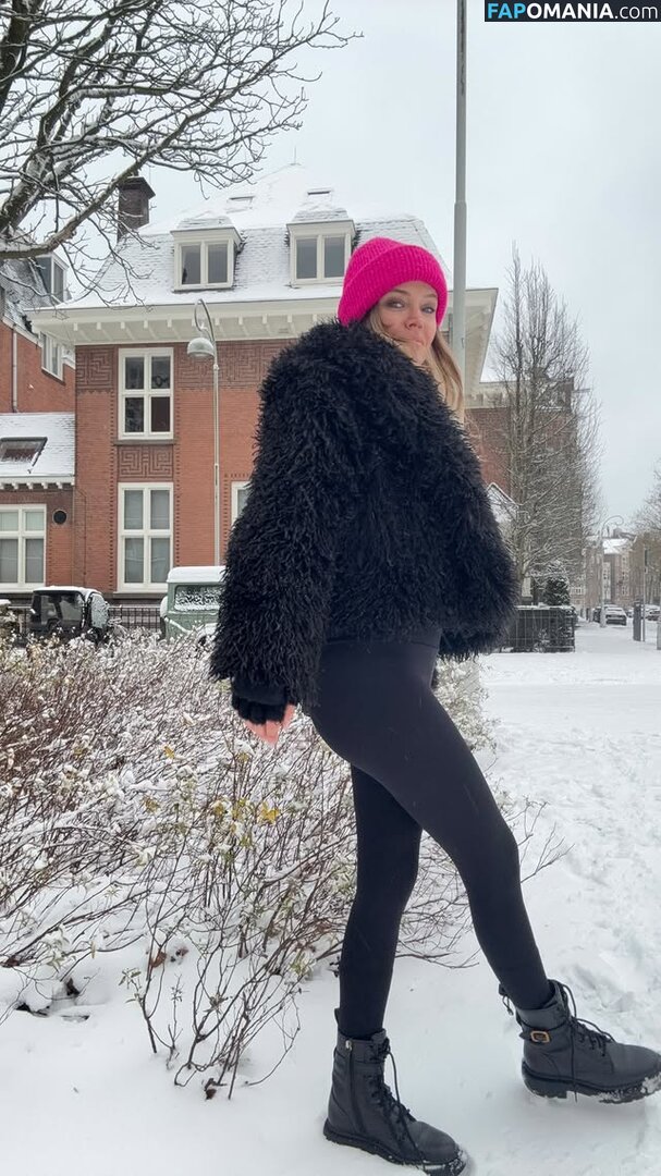 1ecemkaravus / Ecem Karavus / ecmkrvs / https: Desnudo OnlyFans  Foto filtrada #21
