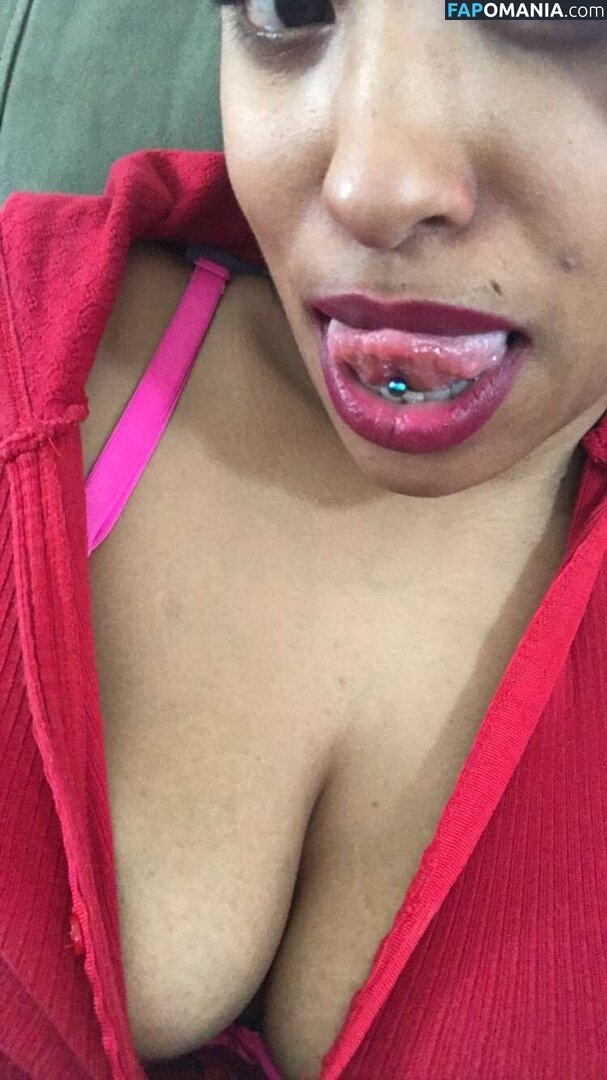 Elaynah Desnudo OnlyFans  Foto filtrada #11