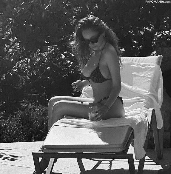Elif Nesil Eliffnesil / eliffnesil / elifnesil2 Desnudo OnlyFans  Foto filtrada #3