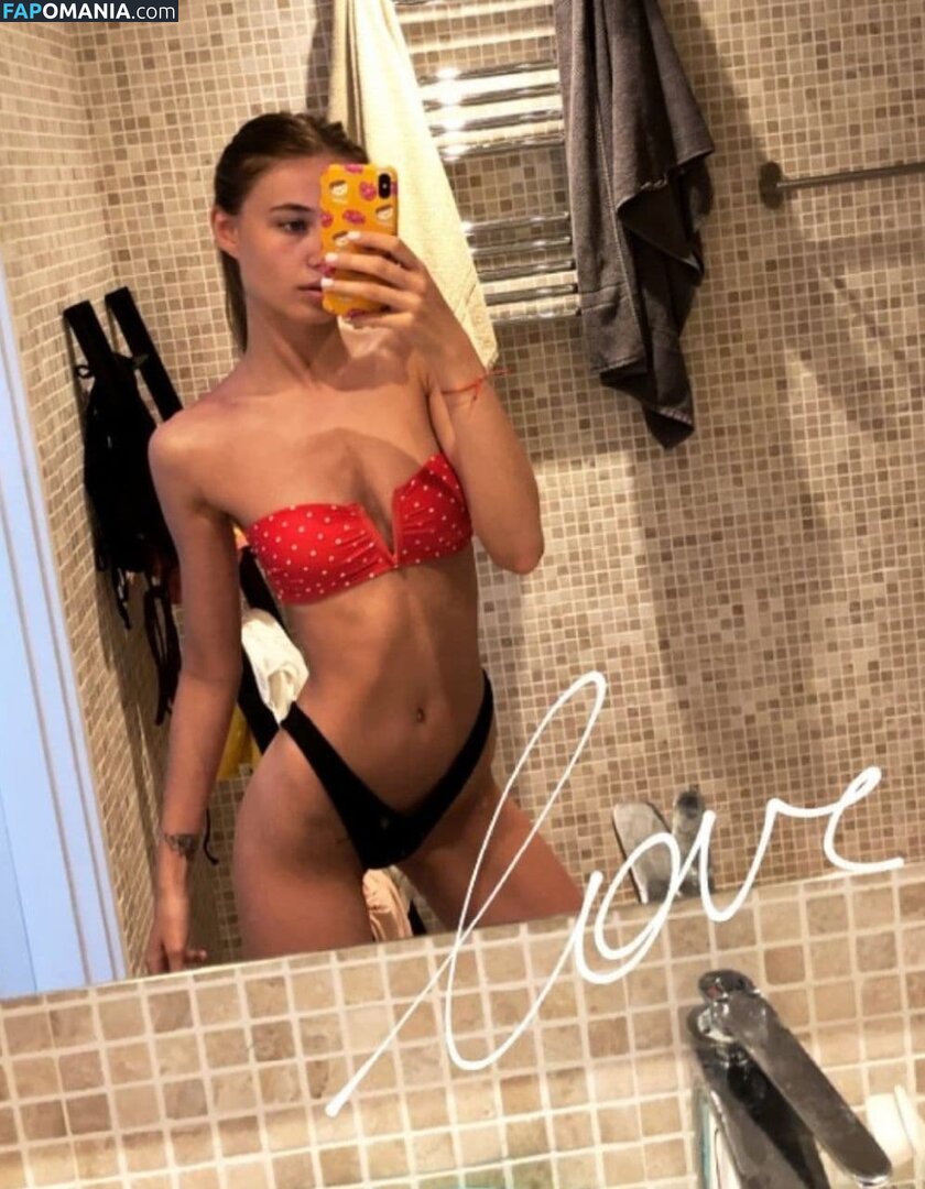 Elizabeth Vasilenko / elizabethvasilenko / elizvasilenko Desnudo OnlyFans  Foto filtrada #9