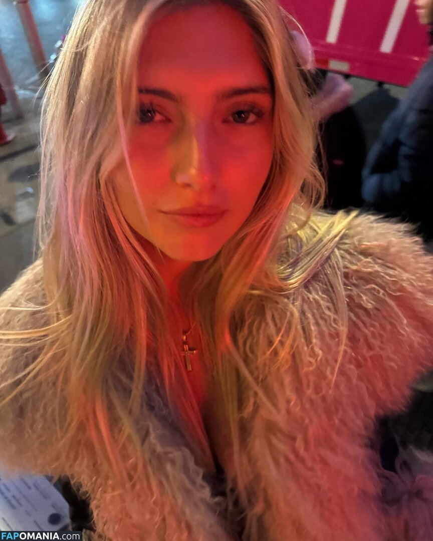Ella Ailiff Desnudo OnlyFans  Foto filtrada #3
