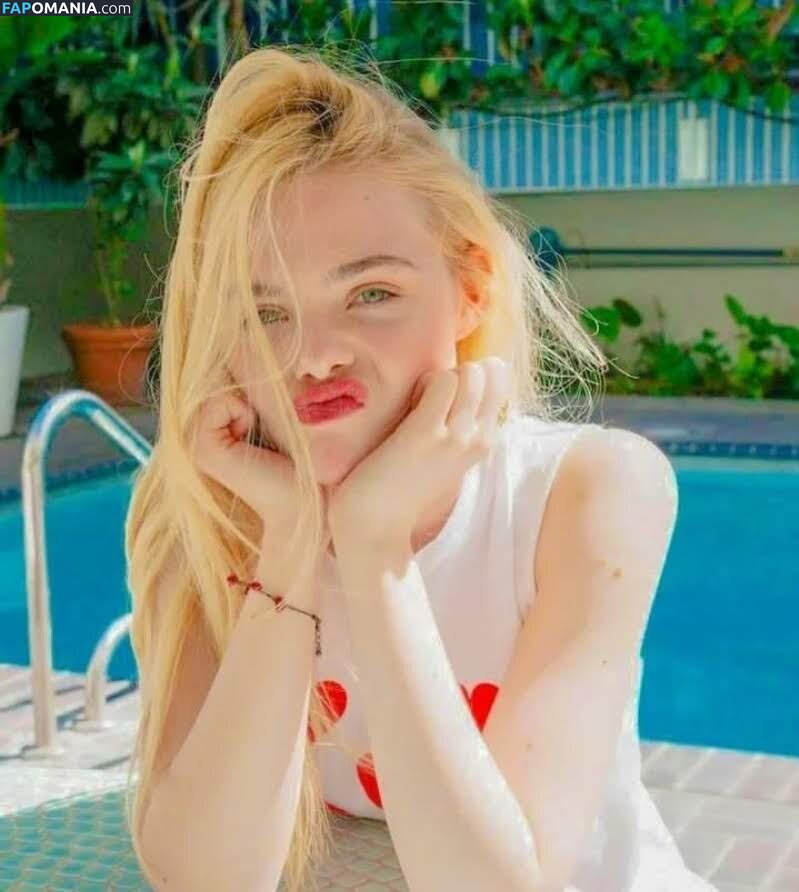 Elle Fanning / ellefanning Desnudo OnlyFans  Foto filtrada #79