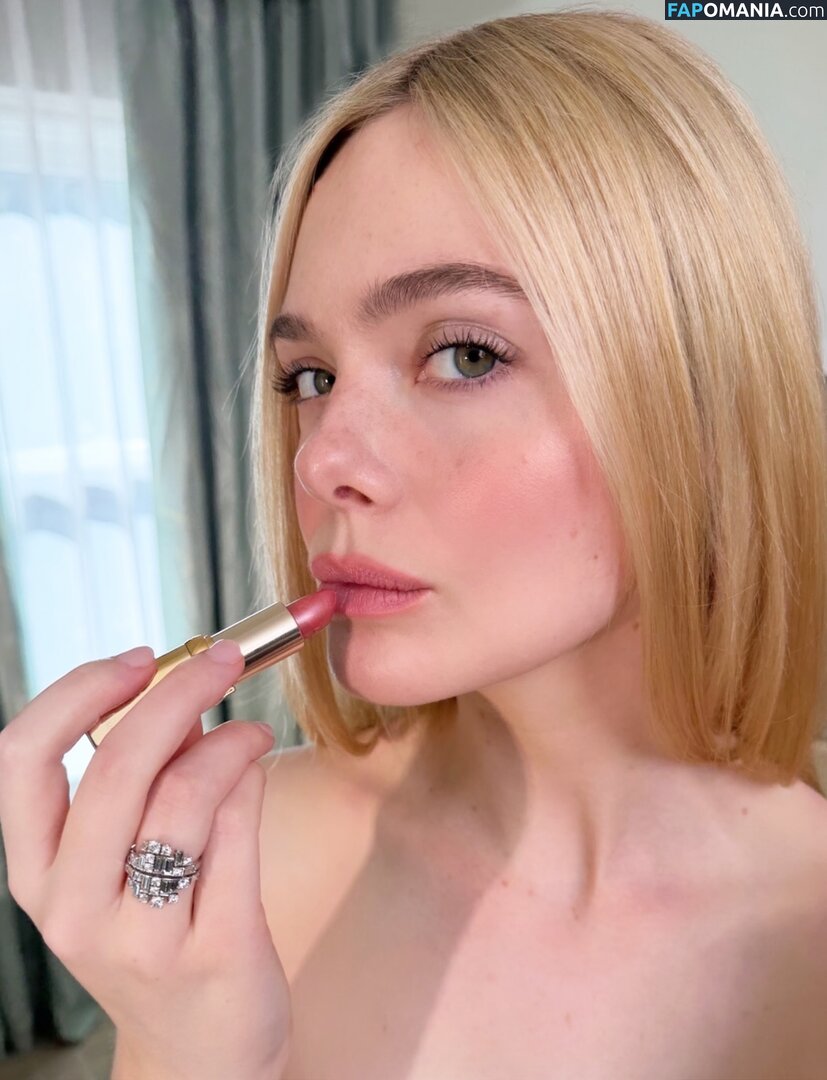 Elle Fanning / ellefanning Desnudo OnlyFans  Foto filtrada #86