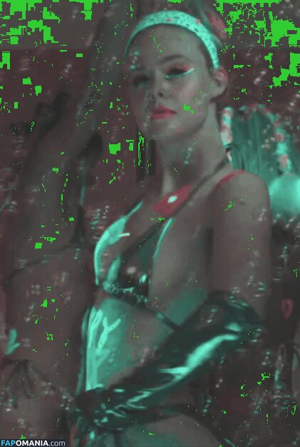 Elle Fanning / ellefanning Desnudo OnlyFans  Foto filtrada #109