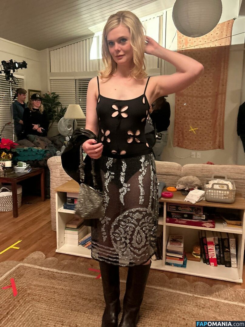 Elle Fanning / ellefanning Desnudo OnlyFans  Foto filtrada #147