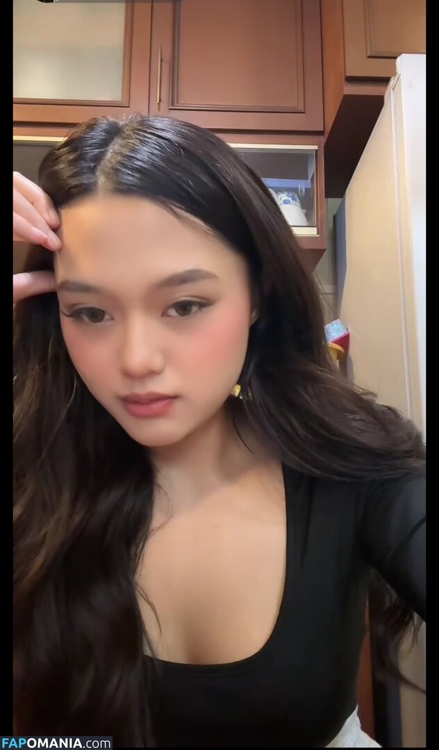 Ellesyanamira / PrincessEllesya Desnudo OnlyFans  Foto filtrada #1