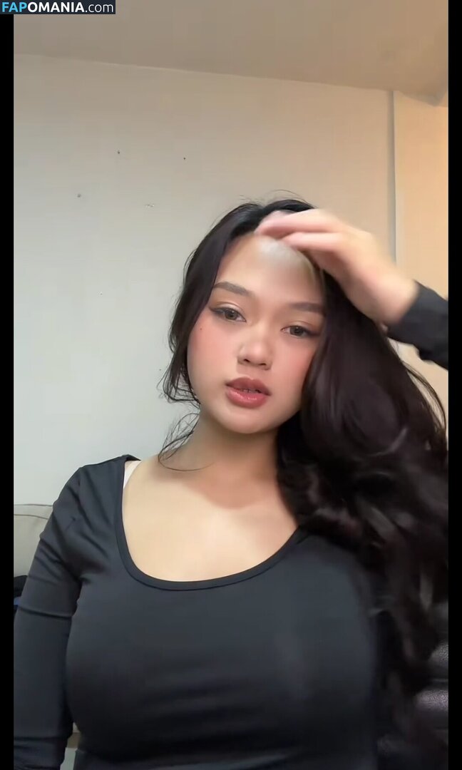 Ellesyanamira / PrincessEllesya Desnudo OnlyFans  Foto filtrada #5