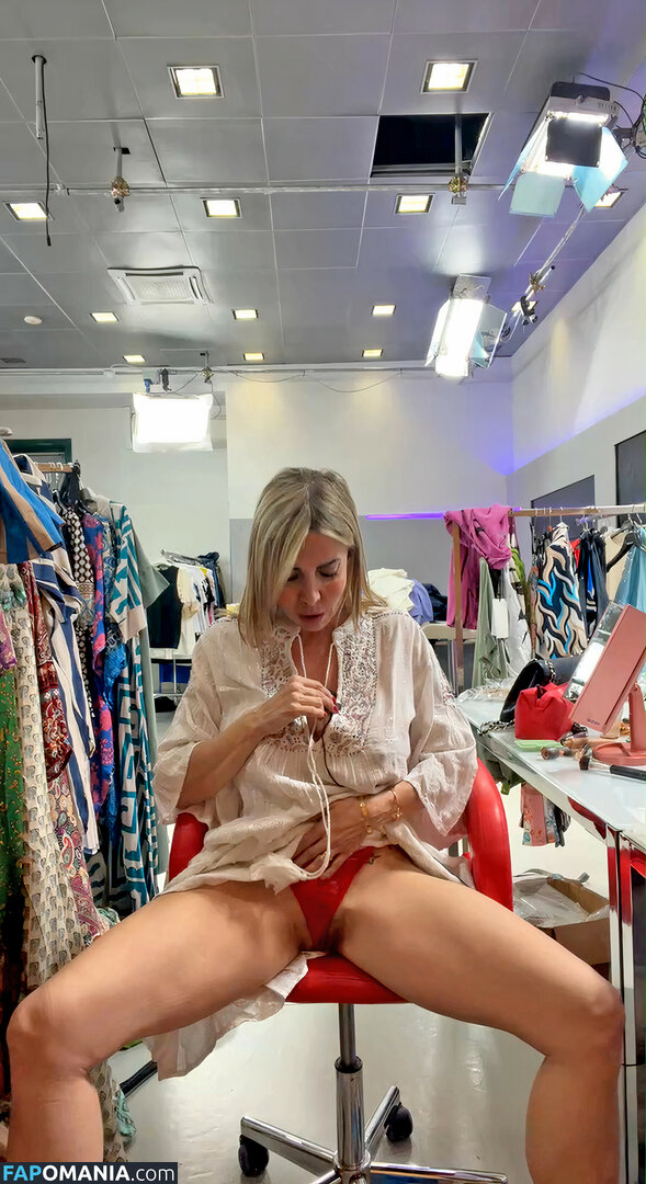 Emanuela Botto / Italian Showgirl / emanuelabottoreal Desnudo OnlyFans  Foto filtrada #87