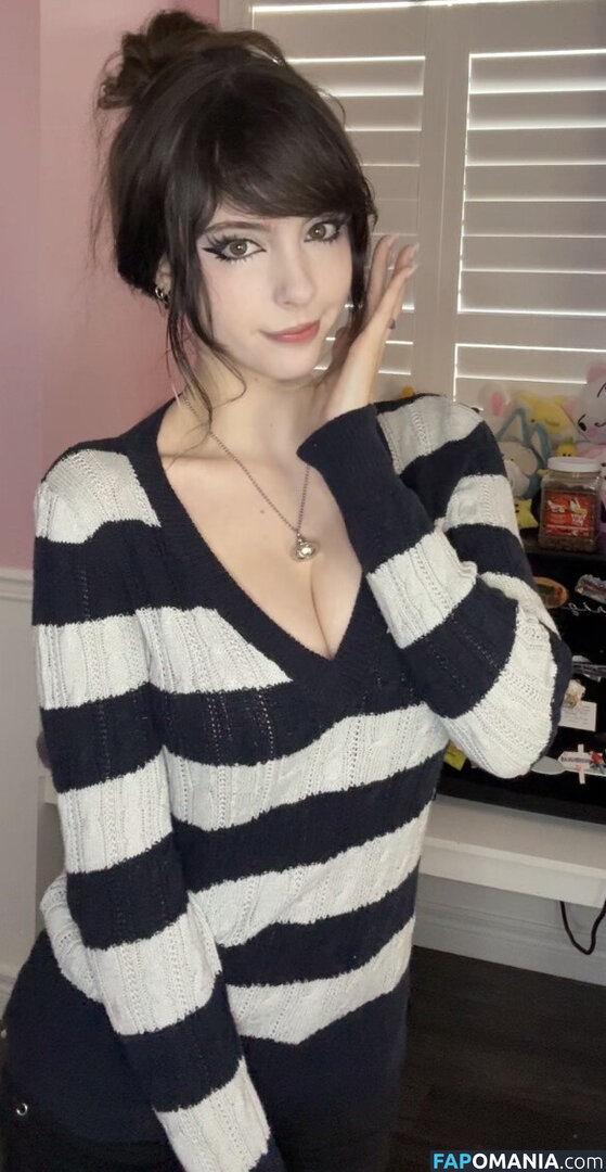 __emiki / em098 / emik28 / emiki / emiki28 / ilovekitties.28 Desnudo OnlyFans  Foto filtrada #4