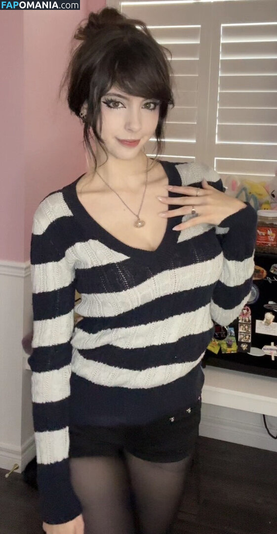 __emiki / em098 / emik28 / emiki / emiki28 / ilovekitties.28 Desnudo OnlyFans  Foto filtrada #8
