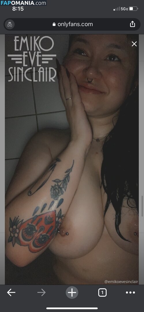 emikoevesinclair / katherine hershey / katie hershey / katieemiko3 / twitchywitchygoth Desnudo OnlyFans  Foto filtrada #7