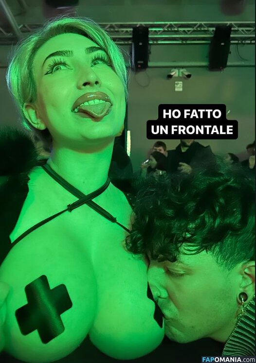 Emilia Zabberoni / artikleopard_artist Desnudo OnlyFans  Foto filtrada #8