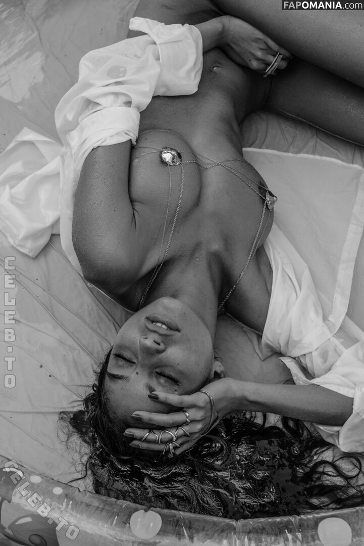 Emilie Payet / emilie_payet_artist / emiliepayet / emiliepayetmannequin Desnudo OnlyFans  Foto filtrada #55