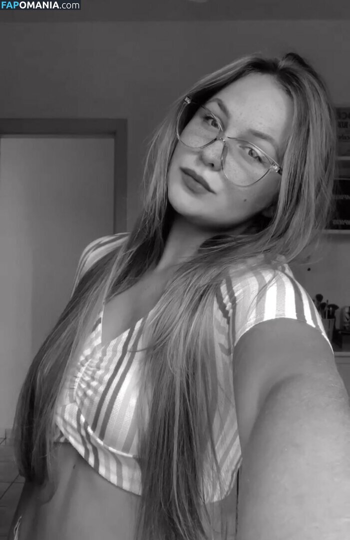 Emilly Schellmann / _emillyschellmann Desnudo OnlyFans  Foto filtrada #35