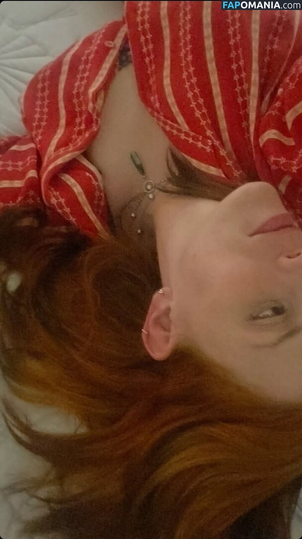 Emily Fleming / emflemily / from mythical Desnudo OnlyFans  Foto filtrada #2