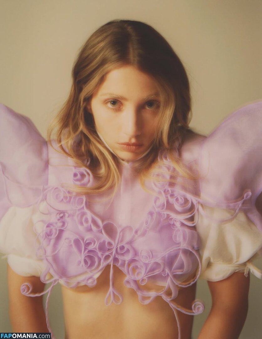 Emily Rudd / emilysteaparty Desnudo OnlyFans  Foto filtrada #274