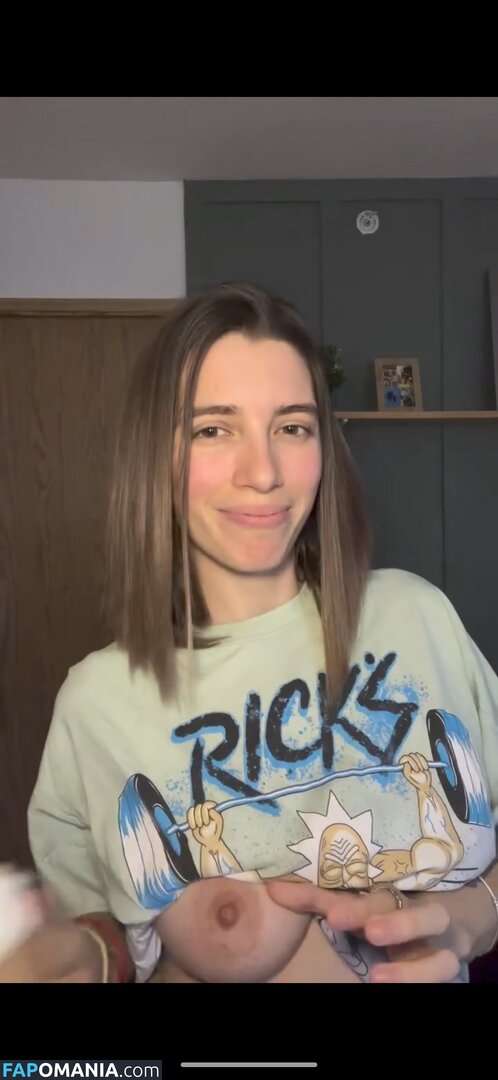 Emily Winterfell / emilysylraa / emilywinterfell / emilyxvirel / emilyxvirel... Desnudo OnlyFans  Foto filtrada #15