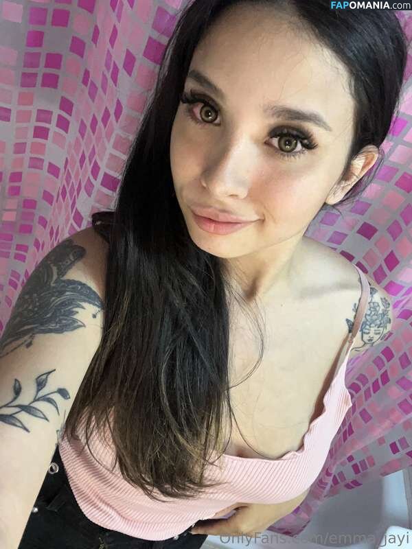 emma_jayi / theofficial_emma_ Desnudo OnlyFans  Foto filtrada #13