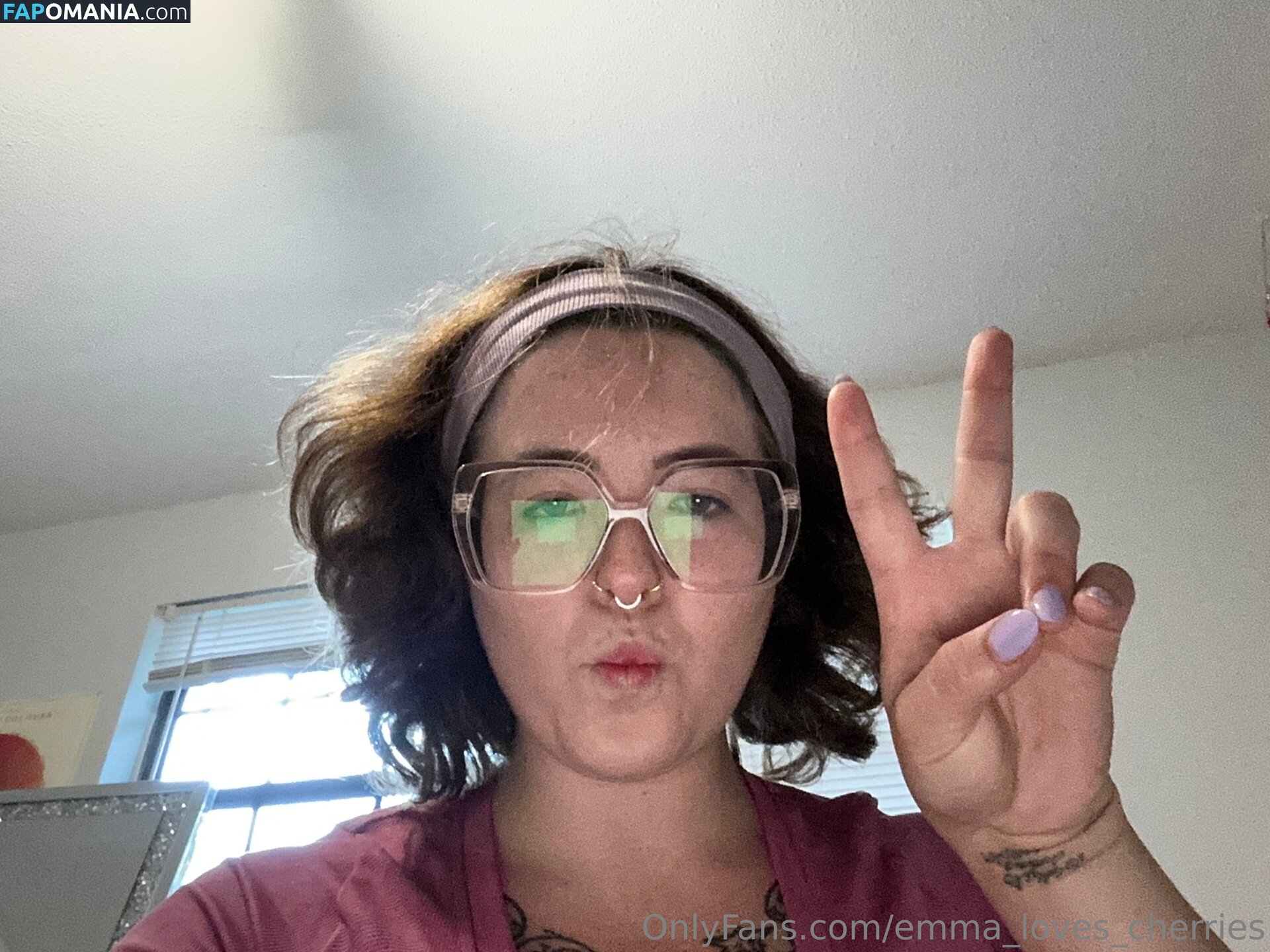 emma_loves_cherries / emmalovescherries Desnudo OnlyFans  Foto filtrada #3