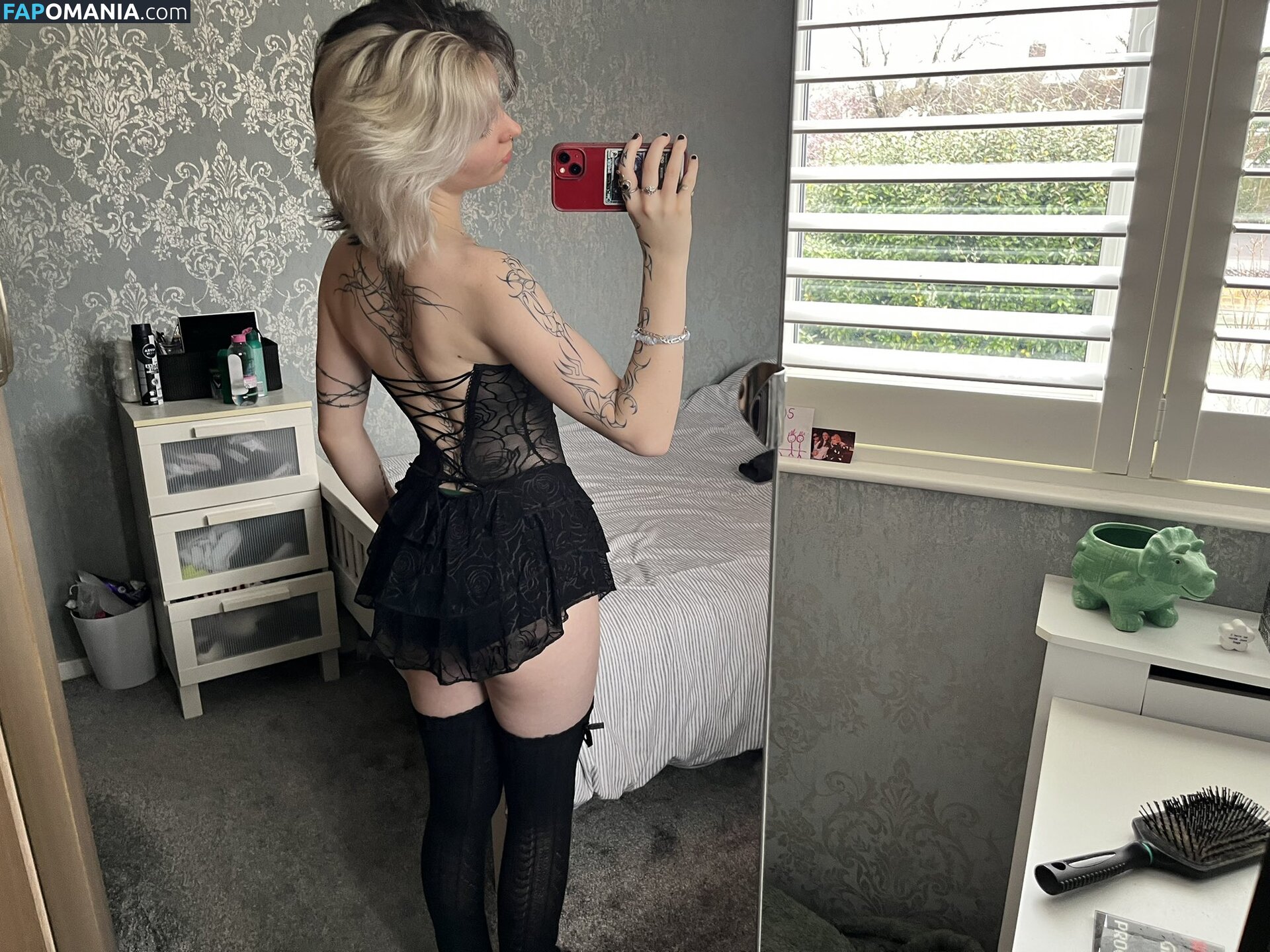 Emzeeni / cw / https: Desnudo OnlyFans  Foto filtrada #4