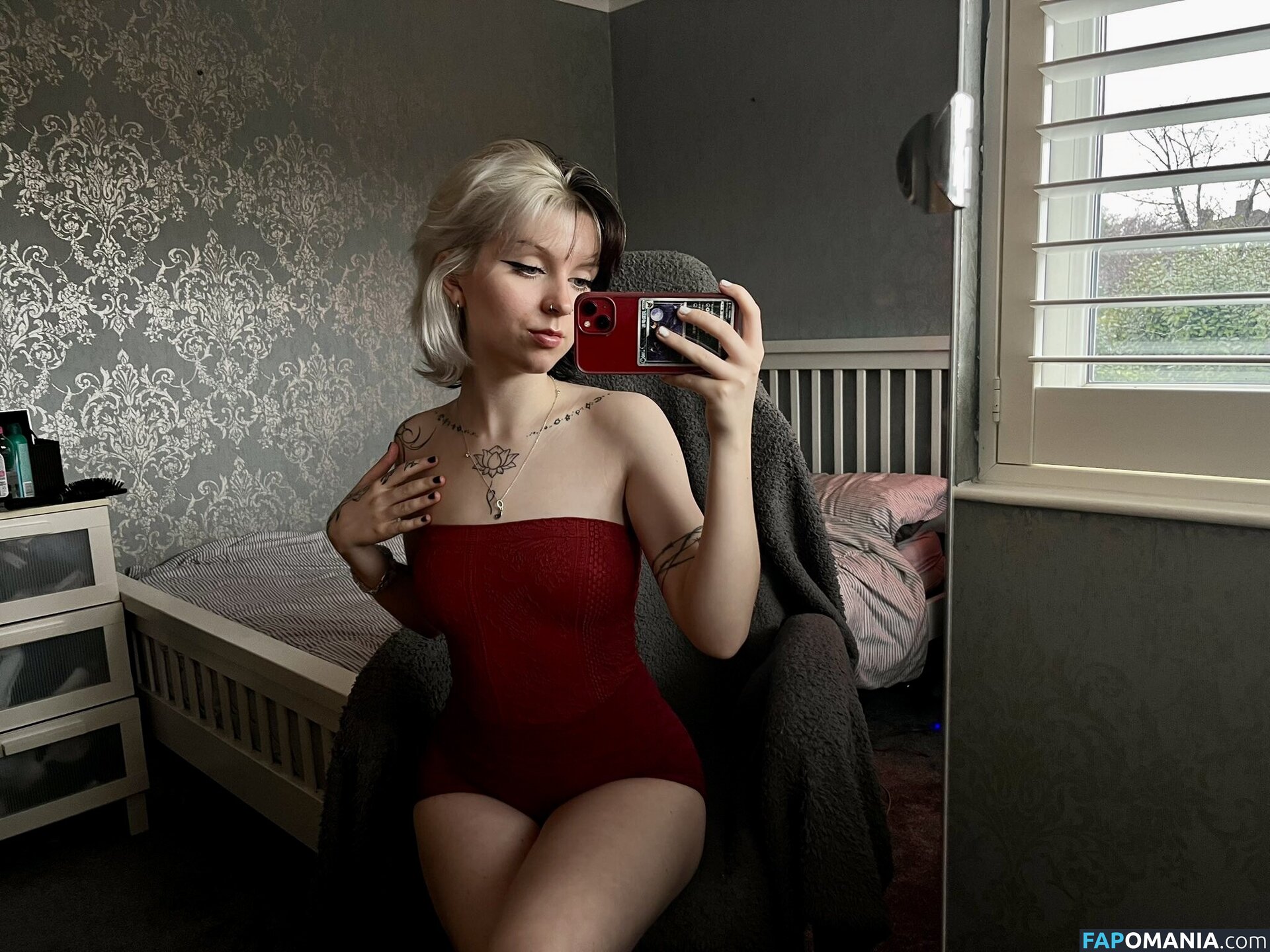 Emzeeni / cw / https: Desnudo OnlyFans  Foto filtrada #10