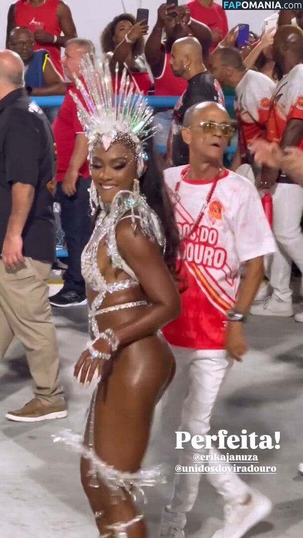 Erika Januza / erikajanuza Desnudo OnlyFans  Foto filtrada #4