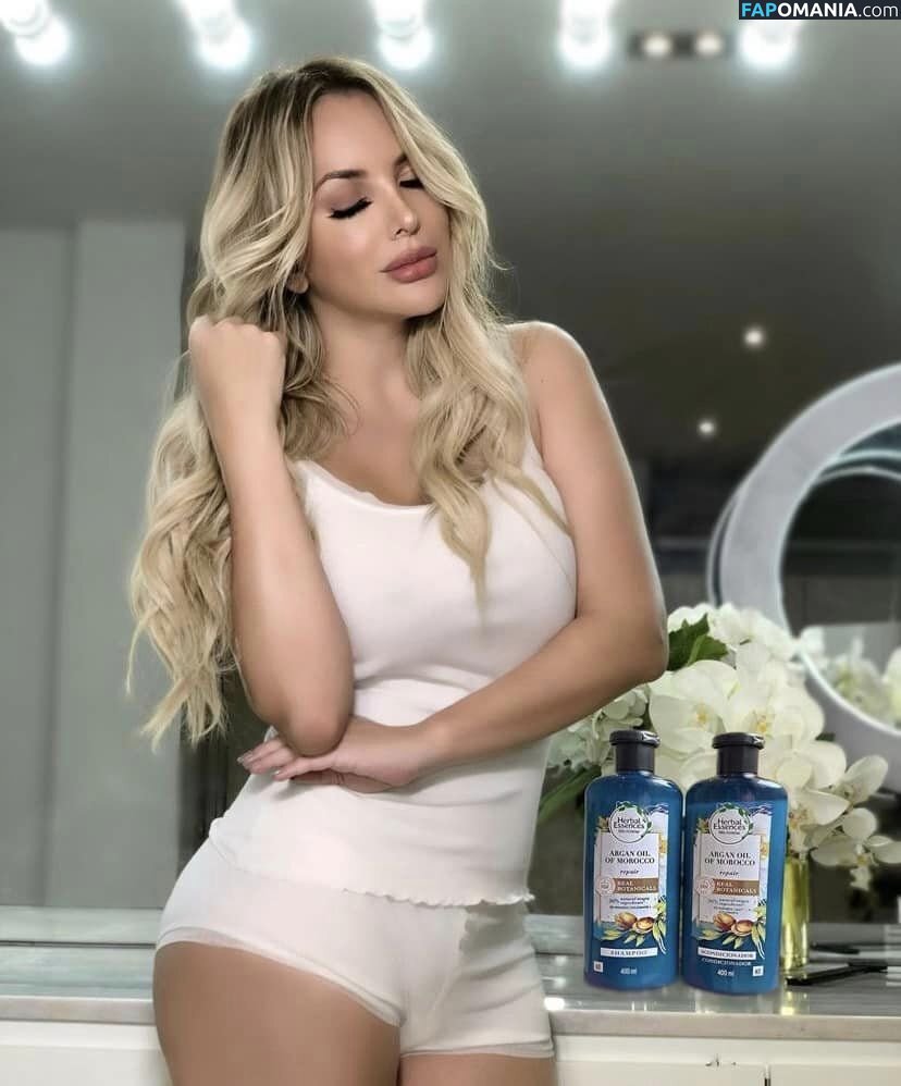 Erika Velez Desnudo OnlyFans  Foto filtrada #2