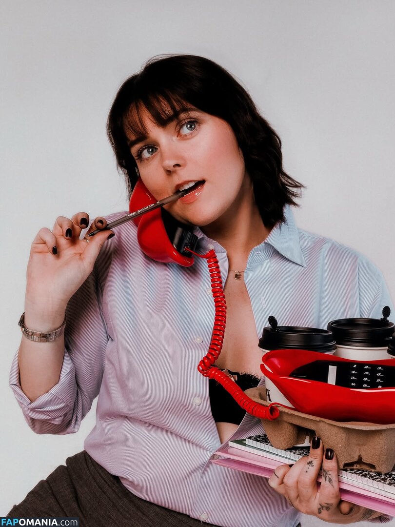 Erin Dougal / Smosh / erindougal Desnudo OnlyFans  Foto filtrada #13