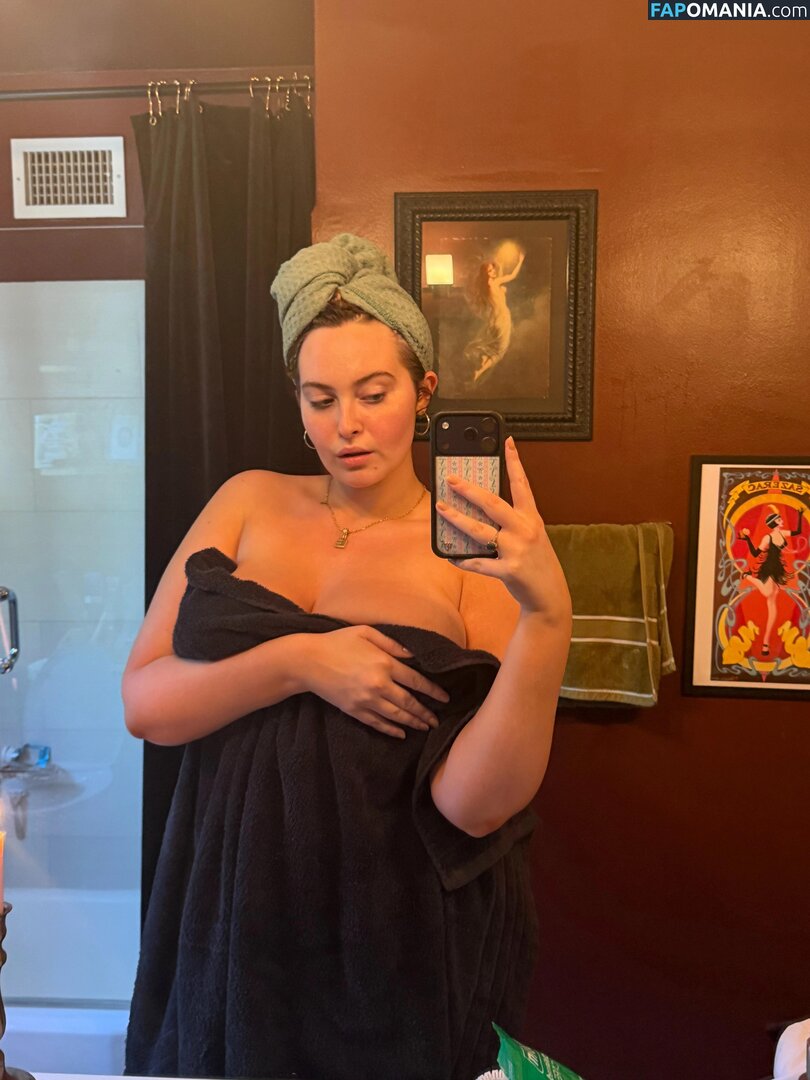 Erinmhk / erinmarleyklay / noterinmhk Desnudo OnlyFans  Foto filtrada #104