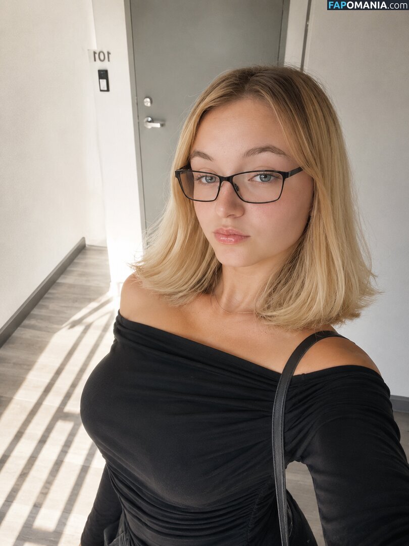 Esmjeej / esmjeejj Desnudo OnlyFans  Foto filtrada #3