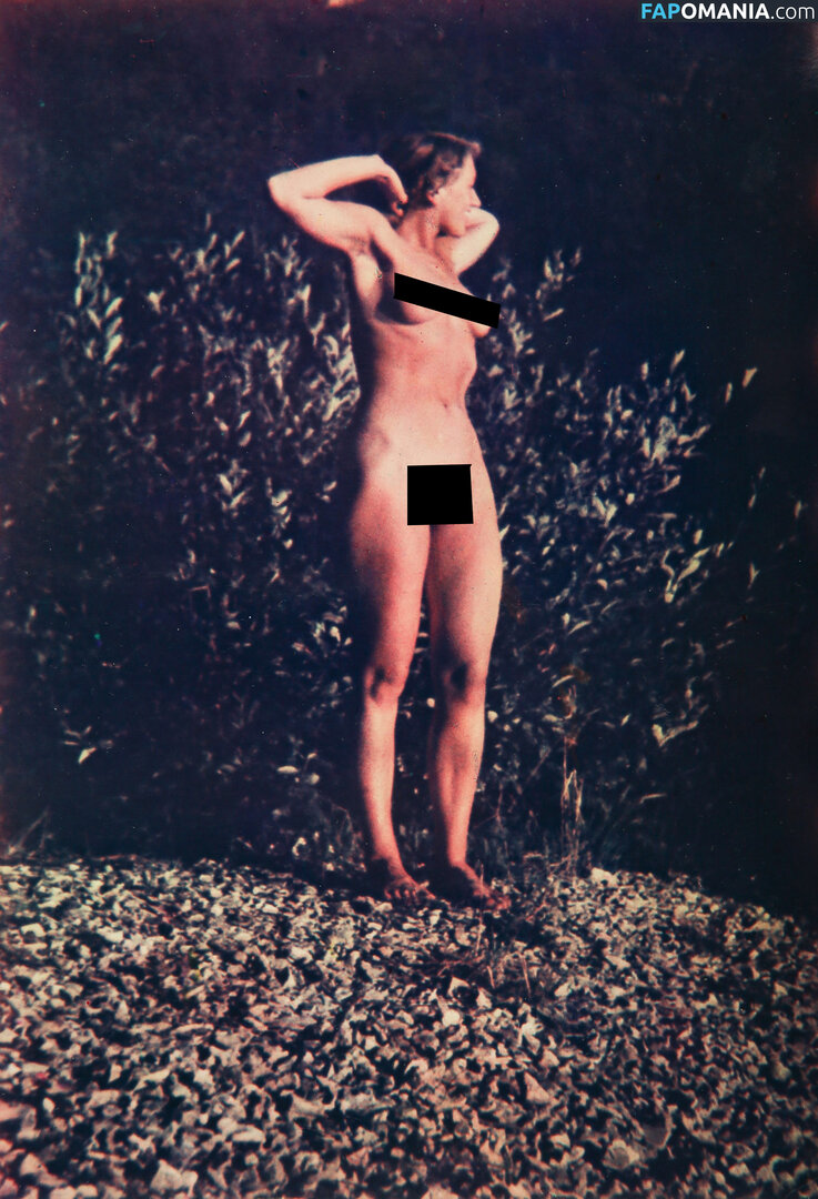 Eva Braun Desnudo OnlyFans  Foto filtrada #2
