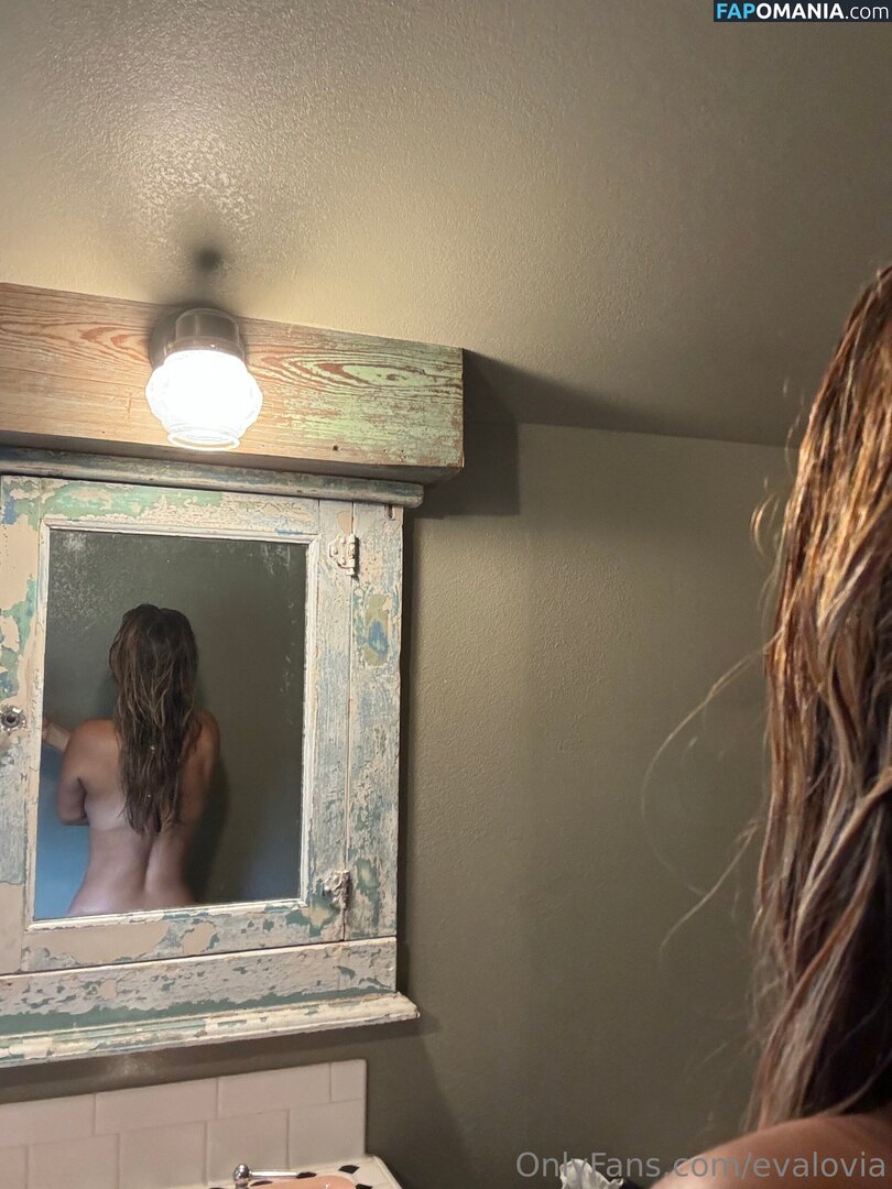 Eva Lovia / Fallinlovia / evalovia / https: Desnudo OnlyFans  Foto filtrada #1746