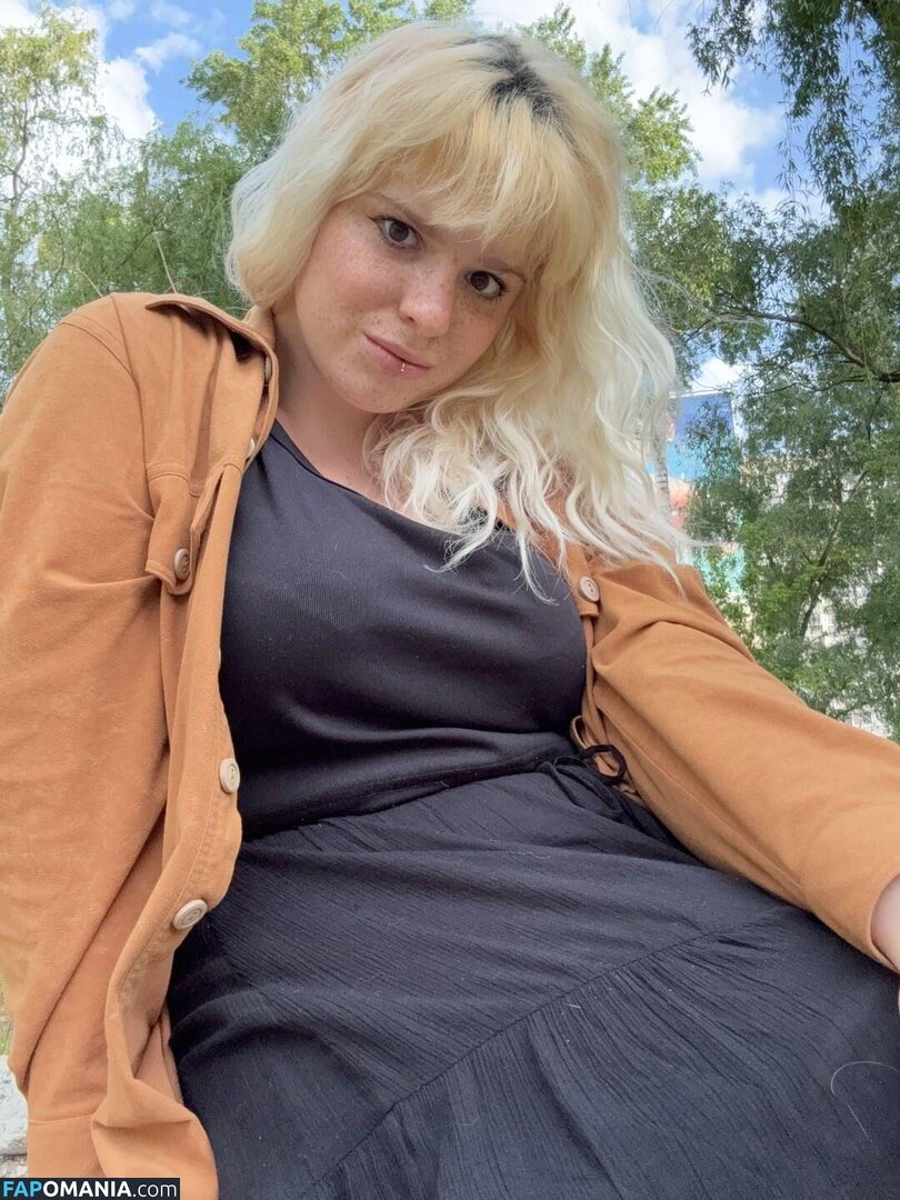 EveLinaIve / evelina / evelina-ive Desnudo OnlyFans  Foto filtrada #8