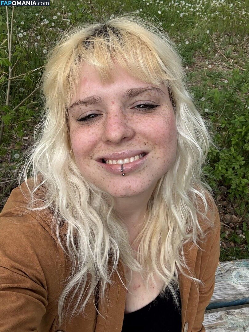 EveLinaIve / evelina / evelina-ive Desnudo OnlyFans  Foto filtrada #13