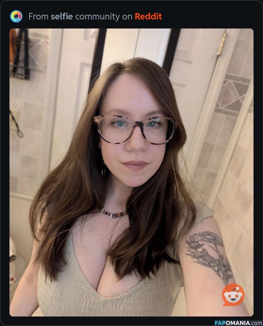 Extra_Nebula_7236 Desnudo OnlyFans  Foto filtrada #3