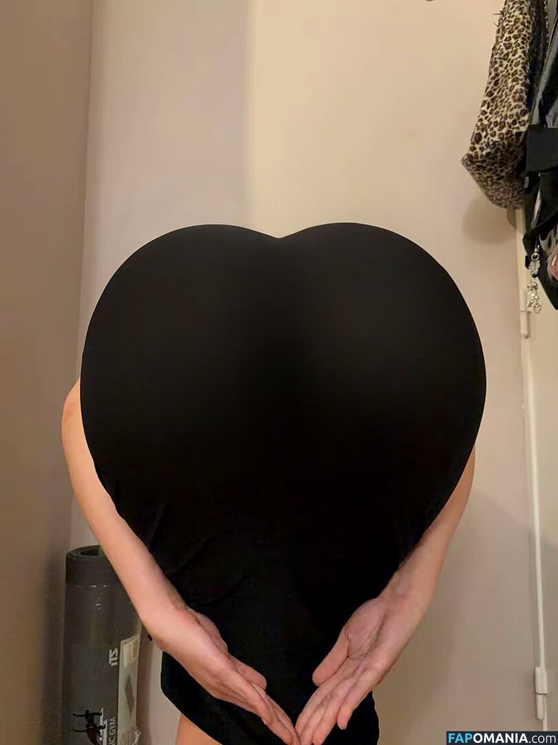 f3i4ly Desnudo OnlyFans  Foto filtrada #2