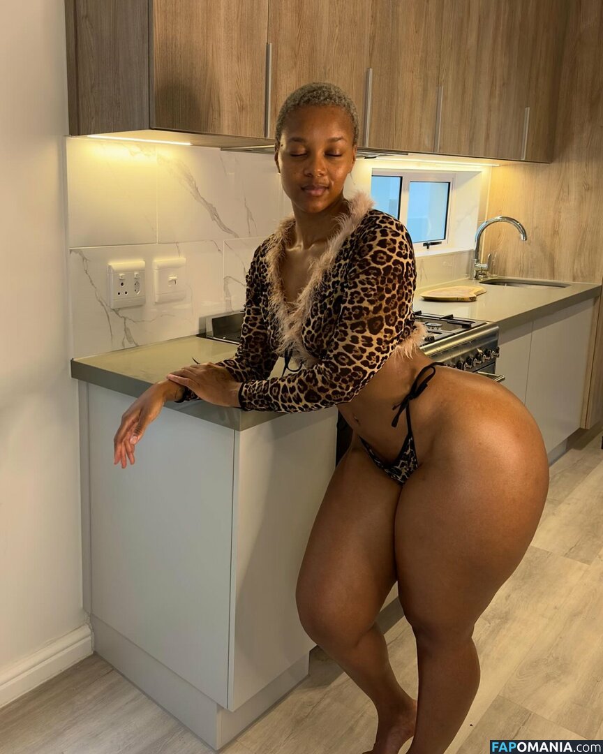 Faustina Thobakgale / faustinaroyale / formidable_byfaustina Desnudo OnlyFans  Foto filtrada #12