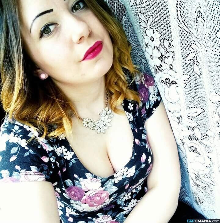 Fehérvári Lányok / Fejér Megyei / Székesfehérvári / sebestyenbianka1 Desnudo OnlyFans  Foto filtrada #10