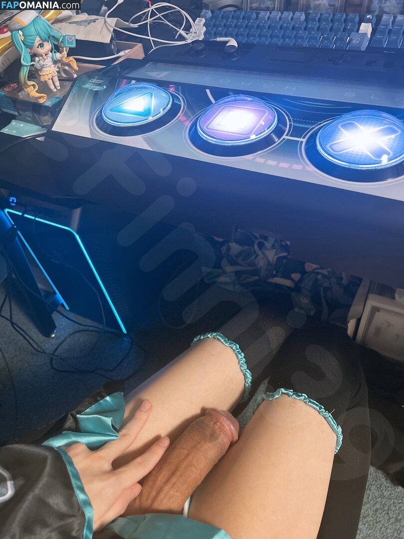 Finni081 / finni / kotomitako Desnudo OnlyFans  Foto filtrada #24