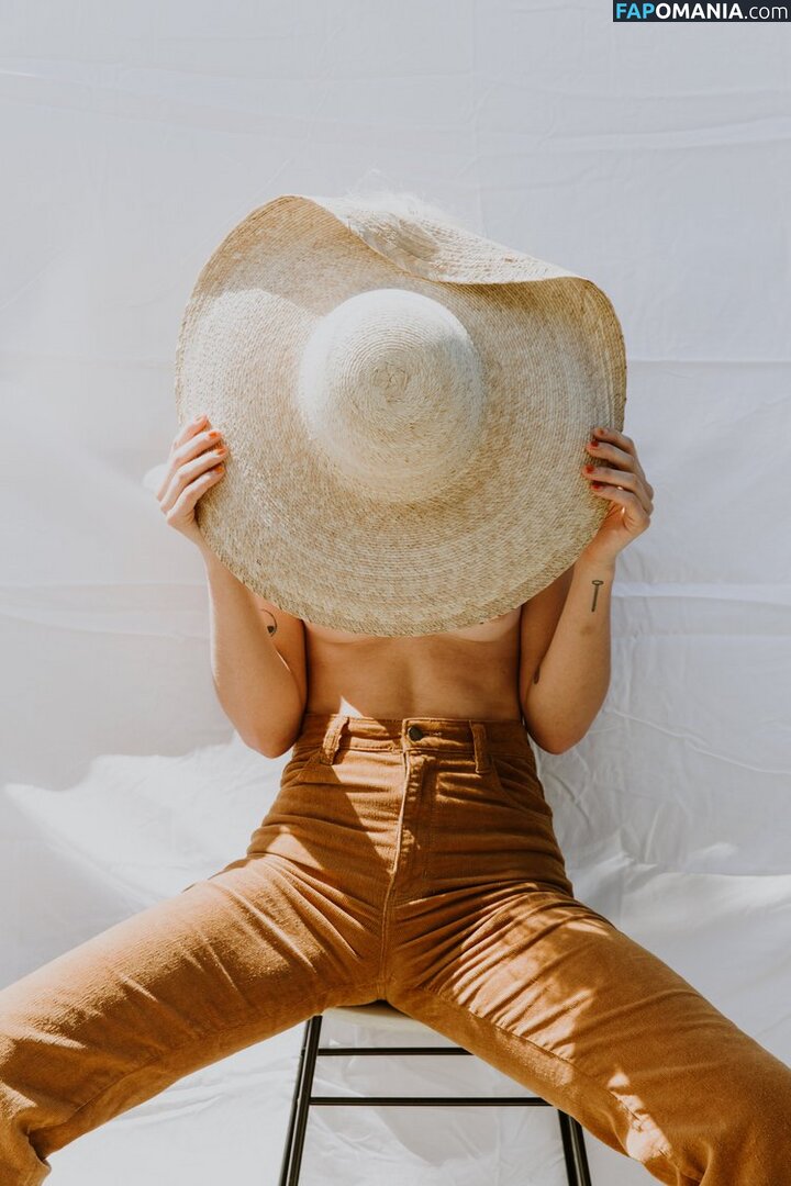 Broods singer / Georgia Nott / NottGeorgia / broodsmusic Desnudo OnlyFans  Foto filtrada #3