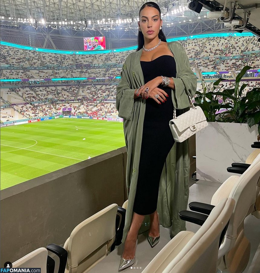 Georgina Rodriguez / georginagio Desnudo OnlyFans  Foto filtrada #9