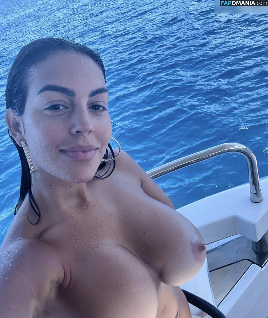 Georgina Rodriguez / georginagio Desnudo OnlyFans  Foto filtrada #81