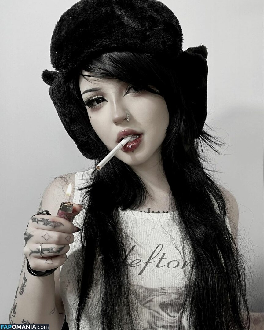 darkinblood_ / ghostbabss / surrentdeard Desnudo OnlyFans  Foto filtrada #17