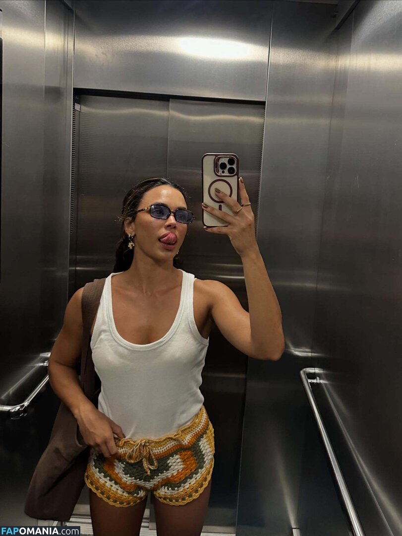 Giovana Cordeiro / cordeirogi Desnudo OnlyFans  Foto filtrada #3