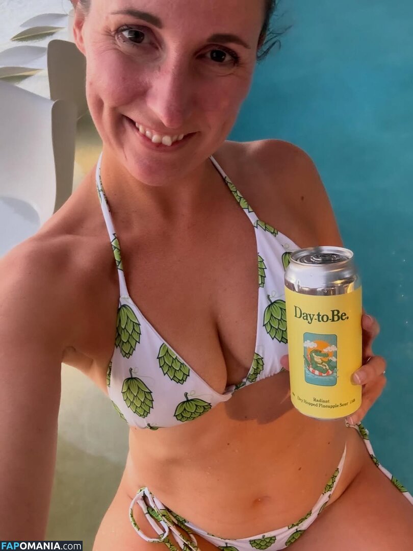 globalcraftbeergirl Desnudo OnlyFans  Foto filtrada #1