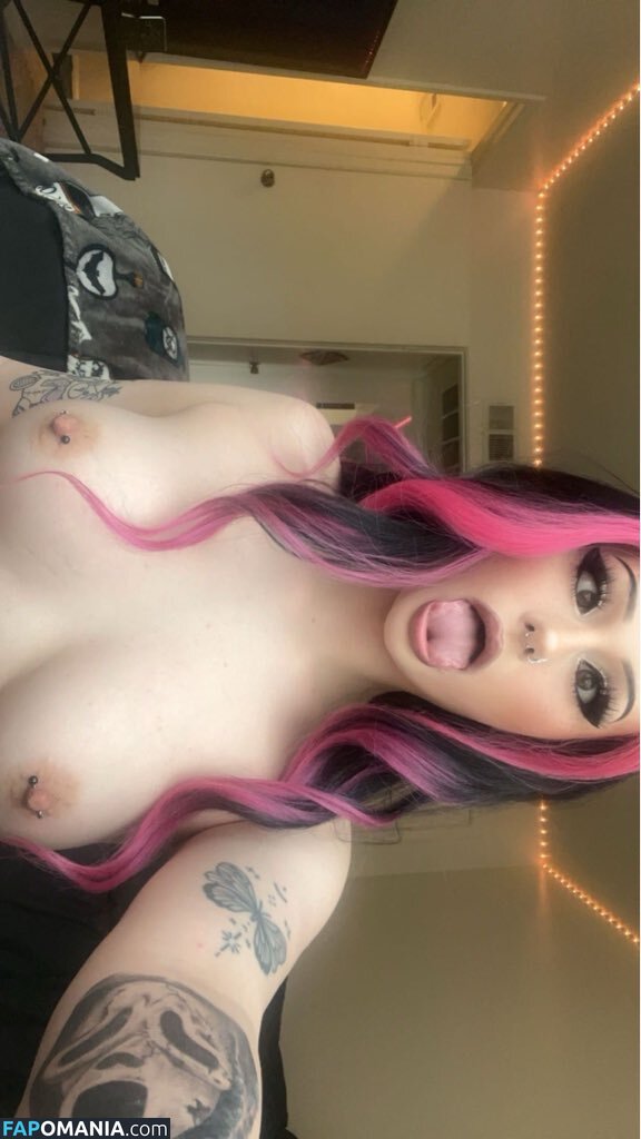 Gr4v3y4rdkandi3 / gr4v3y4rdkand13 / https: Desnudo OnlyFans  Foto filtrada #2