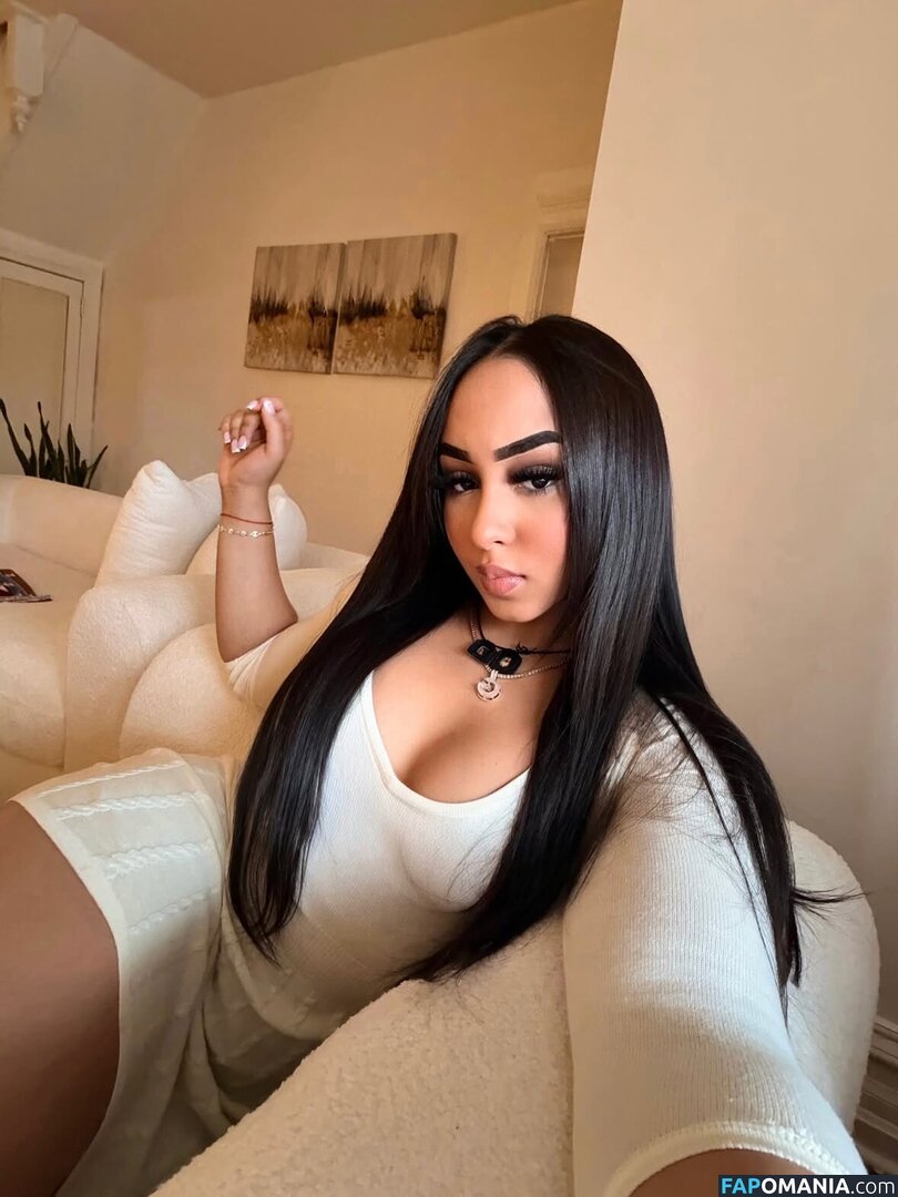 Genesis vargas / Gvargas_20 Desnudo OnlyFans  Foto filtrada #7