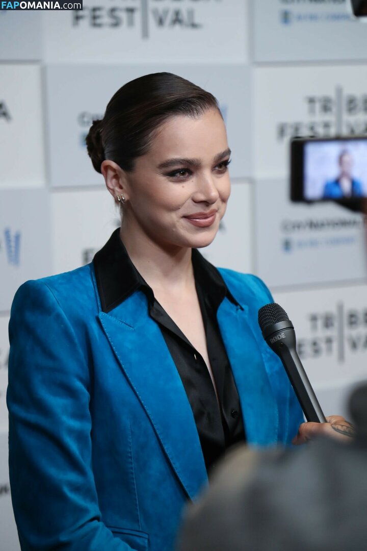 Hailee Steinfeld / haileesteinfeld / https: Desnudo OnlyFans  Foto filtrada #30