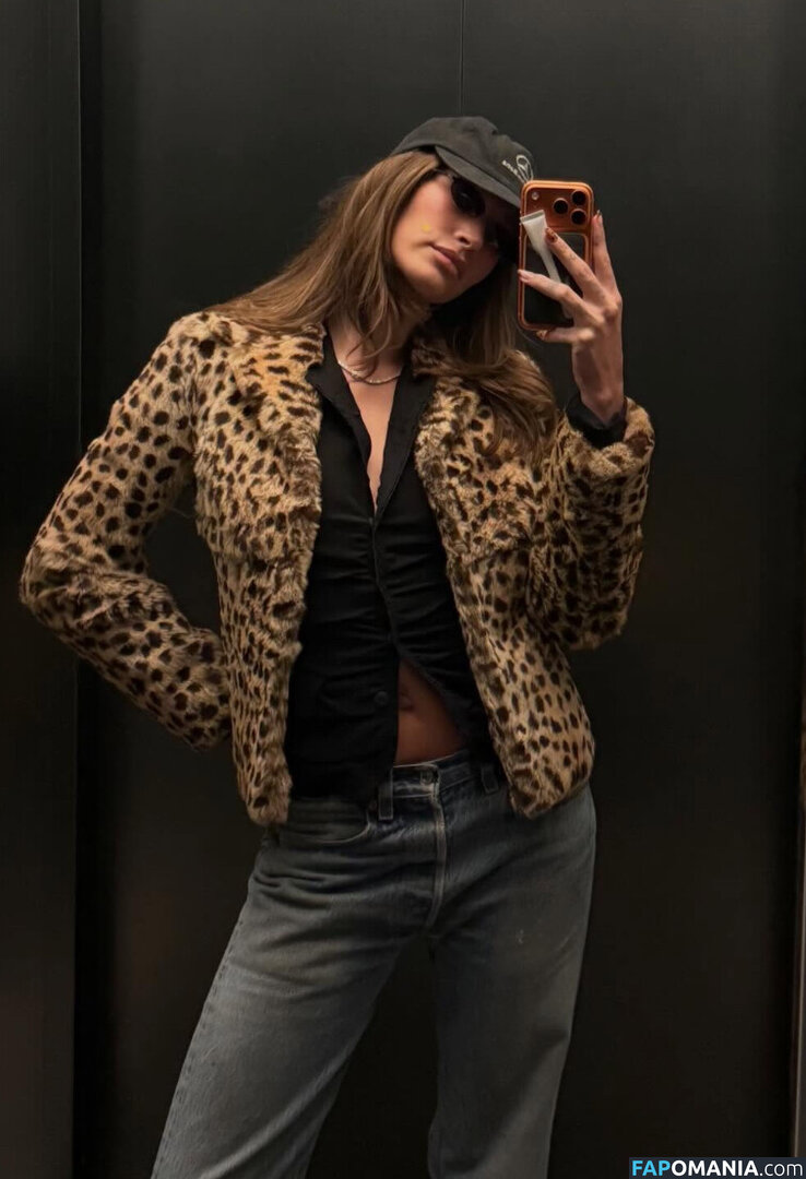 Hailey Baldwin Bieber / haileybieber Desnudo OnlyFans  Foto filtrada #657