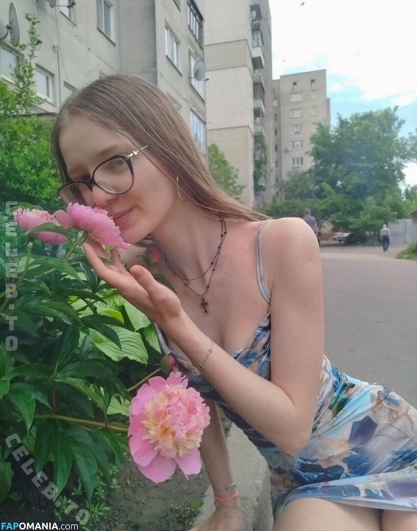 elen.meln / helen_meln777 / melena17_ElenMeln Desnudo OnlyFans  Foto filtrada #5